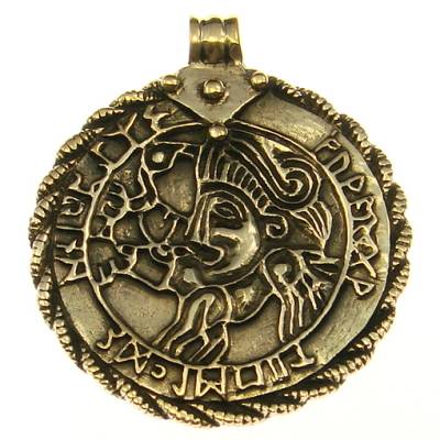 Bronzeanhänger Münze mit Runeninschrift