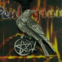 Pewter Pendant Raven with Pentagram