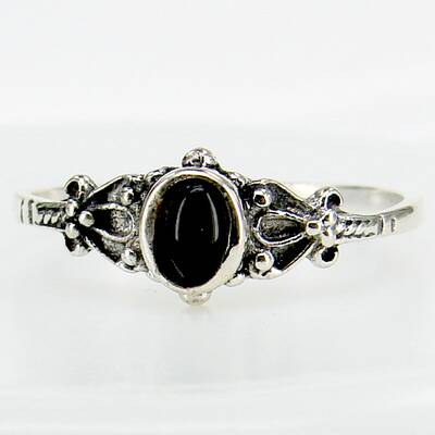 Silberring Ornament mit schwarzem Onyx