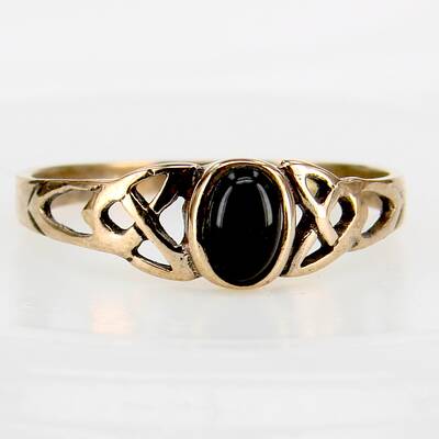 Bronzering Triquetas mit schwarzem Onyx