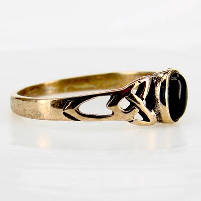 Bronzering Triquetas mit schwarzem Onyx