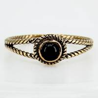 Bronzering gedreht mit schwarzem Onyx