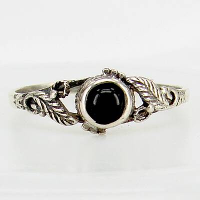 Silberring Blattdesign mit schwarzem Onyx