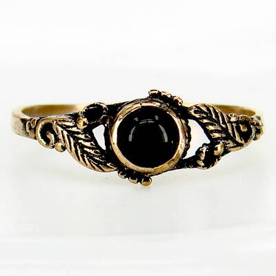 Bronzering Blattdesign mit schwarzem Onyx
